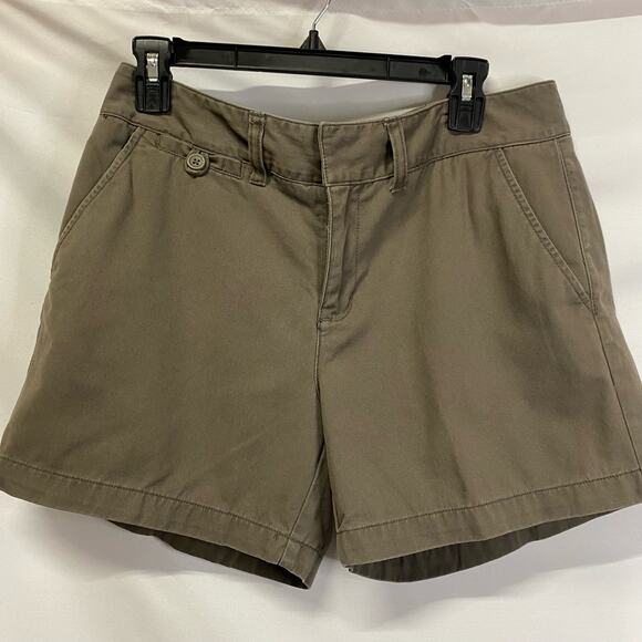 G.H. Bass Woman's Shorts hide front pocket 5 inch inseam - Picture 3 of 8